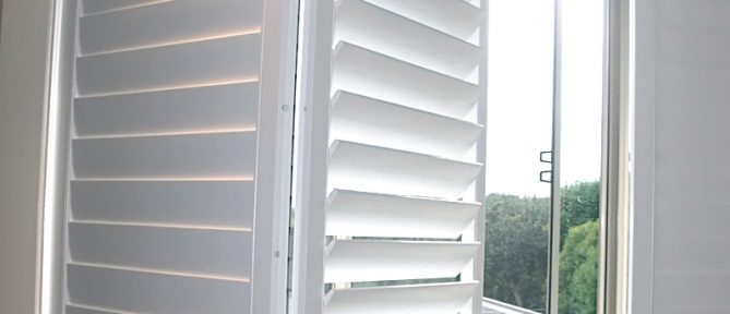 PLANTATION SHUTTERS